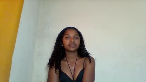 Snapshot of mila_lunah chatting on 04.24.26 mila_lunah online show from 04.24.26