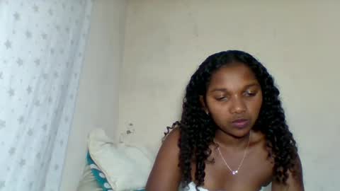 Snapshot of mila_lunah chatting on 04.29.26 mila_lunah online show from 04.29.26
