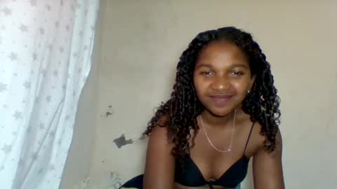 Snapshot of mila_lunah chatting on 05.03.26 mila_lunah online show from 05.03.26