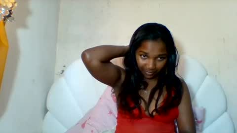 Snapshot of mila_lunah chatting on 06.14.26 mila_lunah online show from 06.14.26