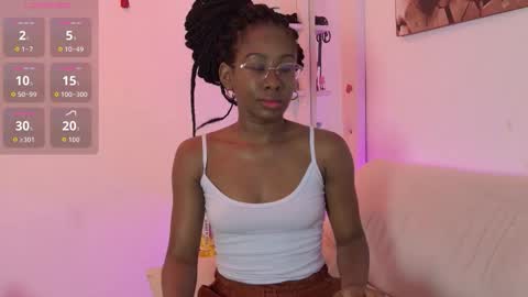 Mila  Max online show from 11.02.25