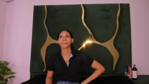 mila_petiteasm online show from 07.21.26