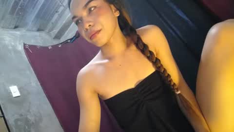 Snapshot of mila_seductressxx chatting on 06.18.26 mila_seductressxx online show from 06.18.26