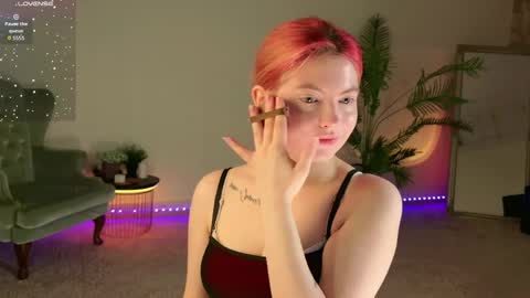 Snapshot of mila_taylorrr chatting on 05.25.26 Lisa online show from 05.25.26