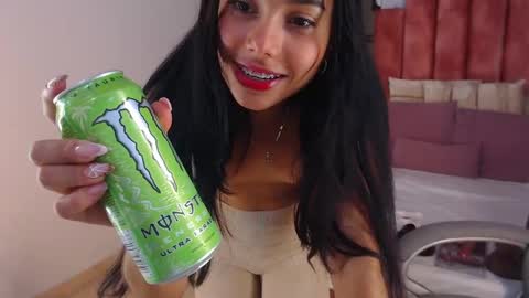 milaa_star online show from 09.26.25