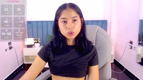 milaa_star online show from 03.18.26