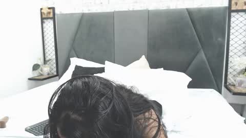 mila online show from 02.10.25