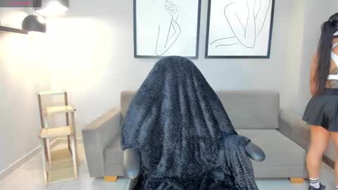 Mila online show from 09.27.25