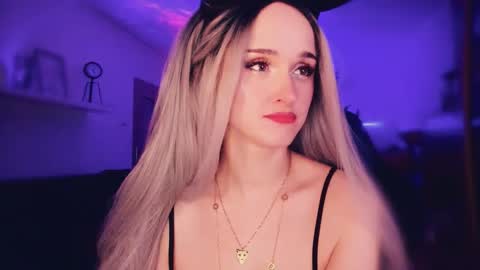 MiladyJolie online show from 01.06.26