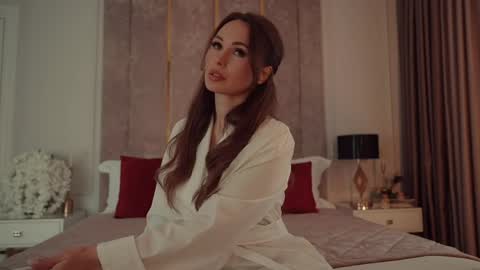        online show from 04.05.26