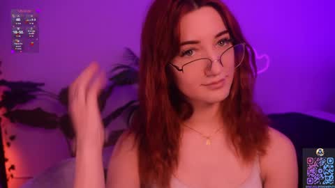 Snapshot of milaflameee_ chatting on 05.31.26 Mila . online show from 05.31.26
