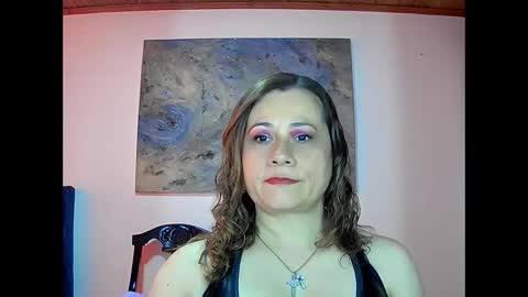 Snapshot of milagros_latin chatting on 09.29.25 milagros_latin online show from 09.29.25
