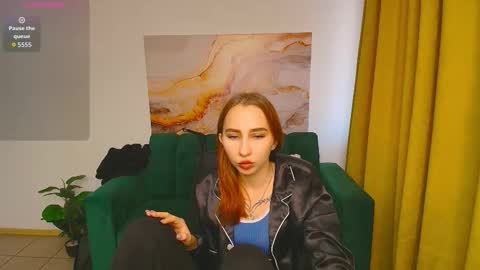 Snapshot of milagroswind chatting on 12.05.25 milagroswind online show from 12.05.25