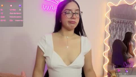 Snapshot of milah_tay chatting on 03.03.26 milah_tay online show from 03.03.26