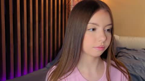 Mila online show from 04.21.26