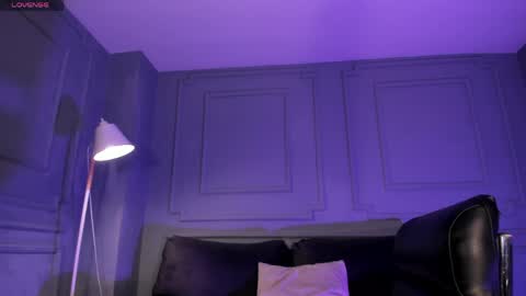 Mila  online show from 04.20.26