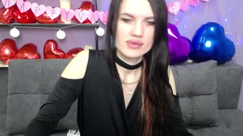 Snapshot of milaloona chatting on 02.03.25 Milaloona online show from 02.03.25