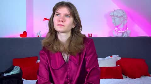 Snapshot of milamaelis chatting on 02.27.26 Mila online show from 02.27.26