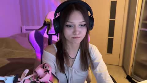 milamiuu online show from 01.13.26