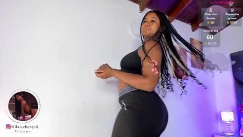 Snapshot of milan_ebony chatting on 05.08.26 Milan online show from 05.08.26