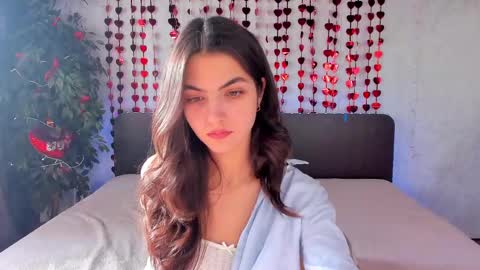 Milana online show from 02.11.25