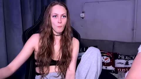 Snapshot of milana_sexwife chatting on 01.17.26 Dan and Milana online show from 01.17.26