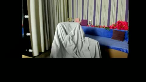 MilanaAlvis online show from 11.15.25