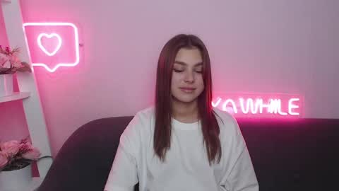 Snapshot of milanaangelas chatting on 12.13.24 milanaangelas online show from 12.13.24