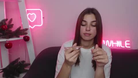 Snapshot of milanaangelas chatting on 12.28.24 milanaangelas online show from 12.28.24