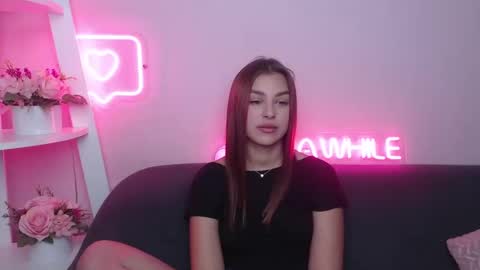 Snapshot of milanaangelas chatting on 02.24.25 milanaangelas online show from 02.24.25