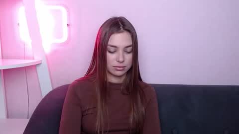 milanaangelas online show from 02.15.26