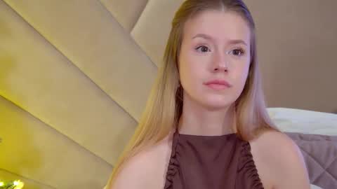 MilanaBalmain online show from 12.23.25