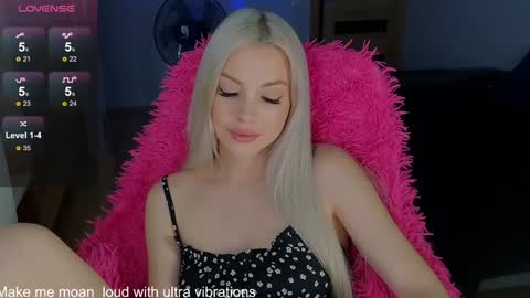 Lana online show from 12.17.24