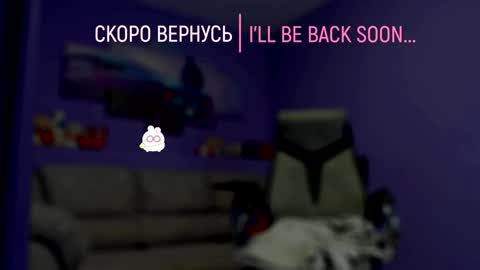 Snapshot of milanapure chatting on 01.10.25 analiMilana online show from 01.10.25