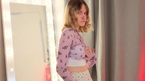 Milaray online show from 05.27.26