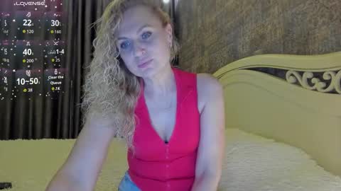 milanna_x online show from 10.16.25
