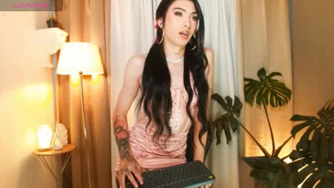 MILAN SANTANA online show from 11.19.25