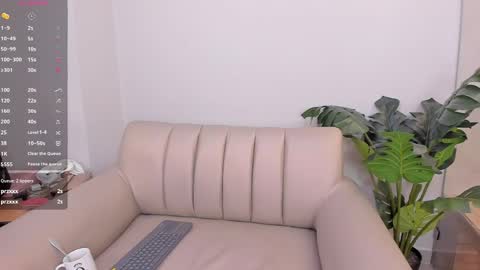 Sexy Mila  online show from 06.05.26