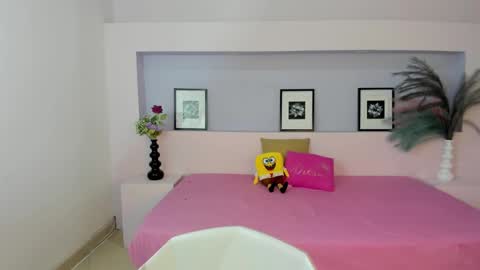 Mila Rose online show from 12.17.24