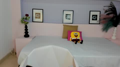 Mila Rose online show from 01.07.25