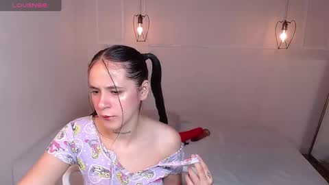 Mila Rose online show from 02.28.25