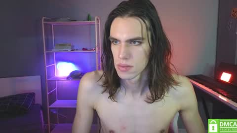 Snapshot of milaslovv chatting on 12.08.24 Mila online show from 12.08.24