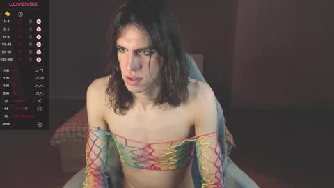 Snapshot of milaslovv chatting on 11.13.25 Mila online show from 11.13.25