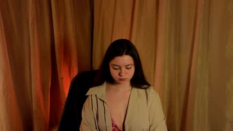 Mila online show from 04.30.26