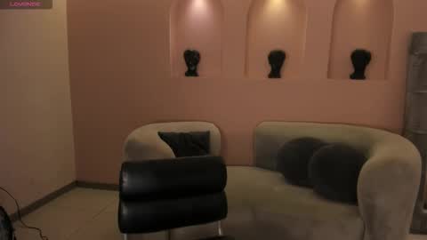 Mila Velvet online show from 03.11.26