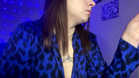 Milaxcute online show from 02.16.25