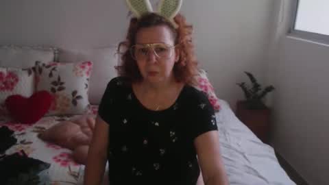 Snapshot of milchanell chatting on 09.14.25 milchanell online show from 09.14.25