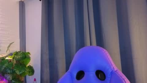 milena_lawson online show from 12.03.25