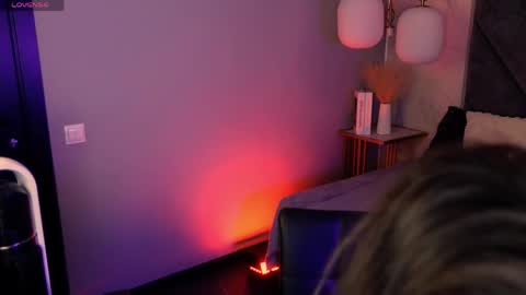 Milena online show from 04.10.26