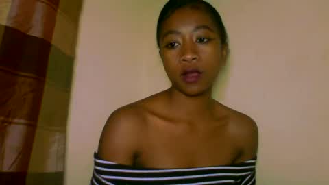 Snapshot of milennah chatting on 06.14.26 milennah online show from 06.14.26